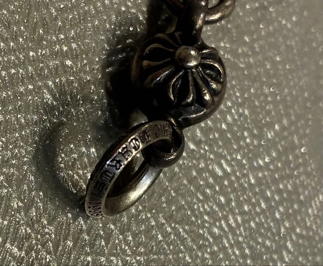 クロムハーツ ワンボール タイニー CH クロスチャーム