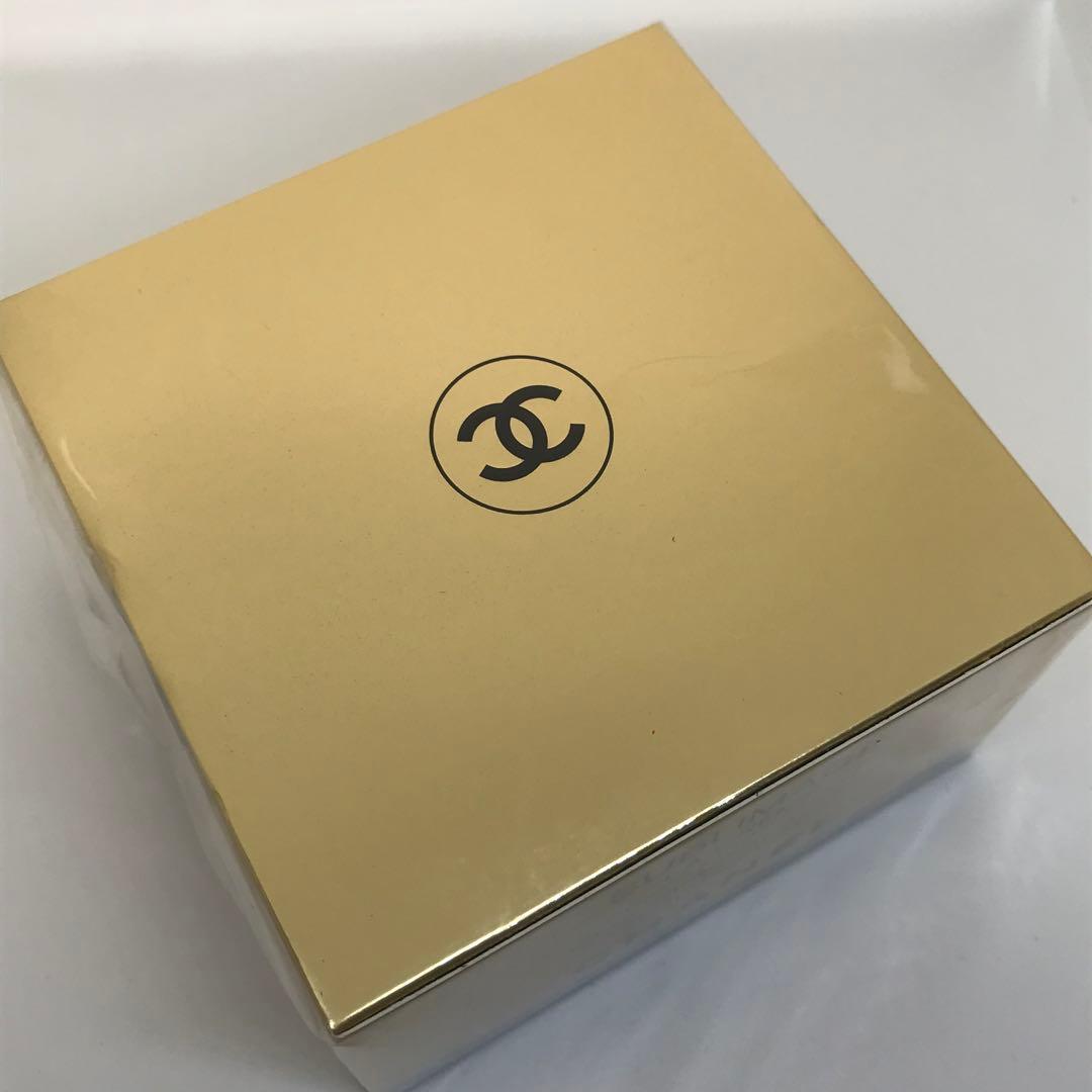 k*o様 CHANEL SUBLIMAGE LA CRÈME ボディクリーム15