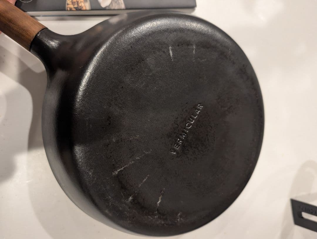 Vermicular 鋳鉄フライパン 24cm深型