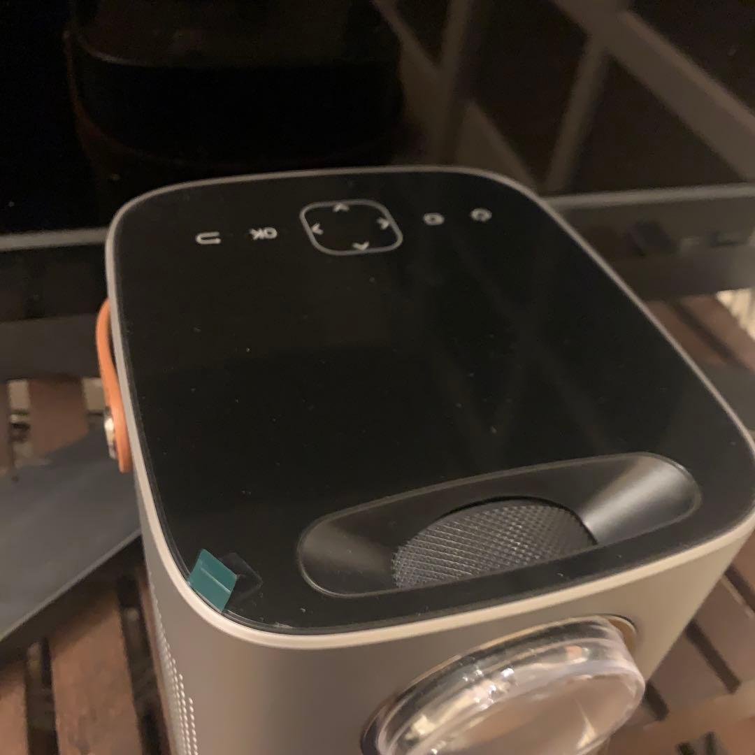 【早いものがち！】5G WiFi ハンドル付きプロジェクター