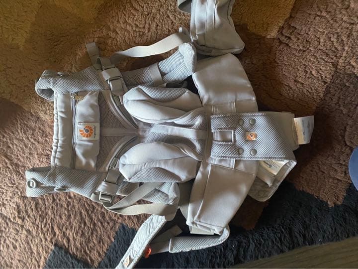 エルゴベビー Omni360 クールエアメッシュ シルバー