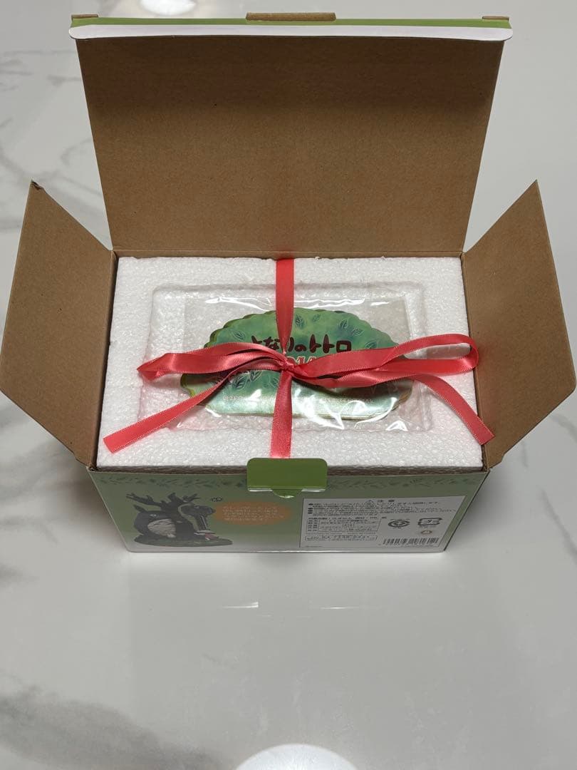 美品　となりのトトロ　2014年 カレンダー　トトロの不思議な木 メイ