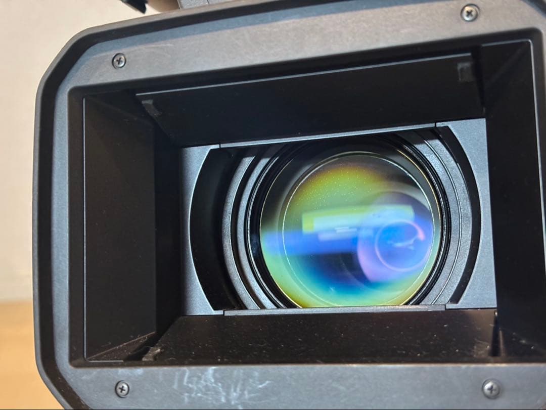 Sony ソニー　HDR-AX2000 業務用ビデオカメラ 本体