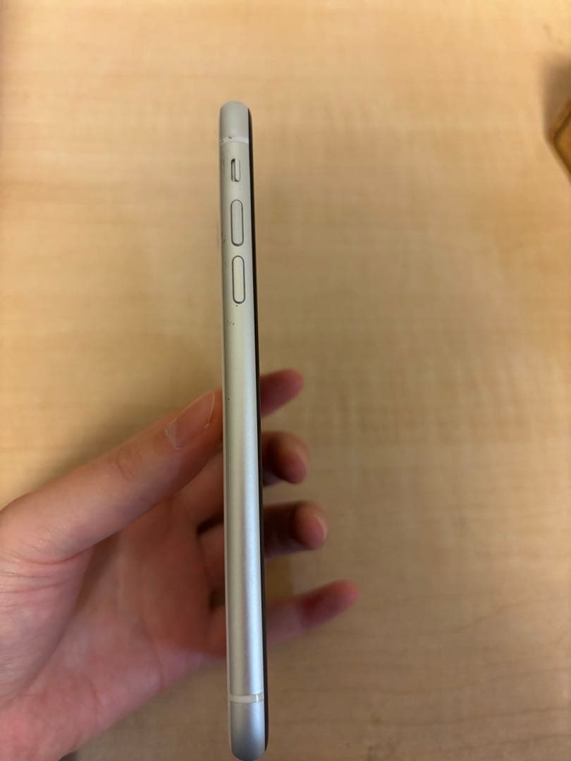 iPhoneXR ホワイト 64GB