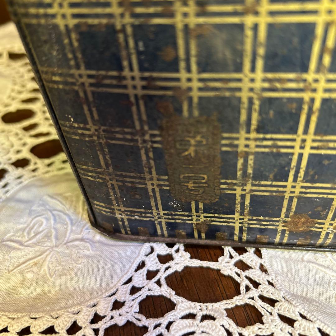 稀少ヴィンテージガラス窓付きブリキ缶 クリスマス 聖フランシスコ/ツリーと動物