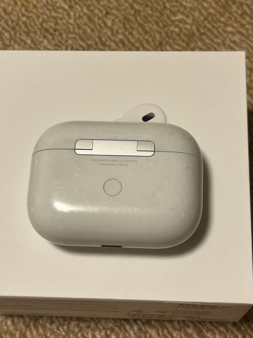 AirPods proホワイト　初代モデル