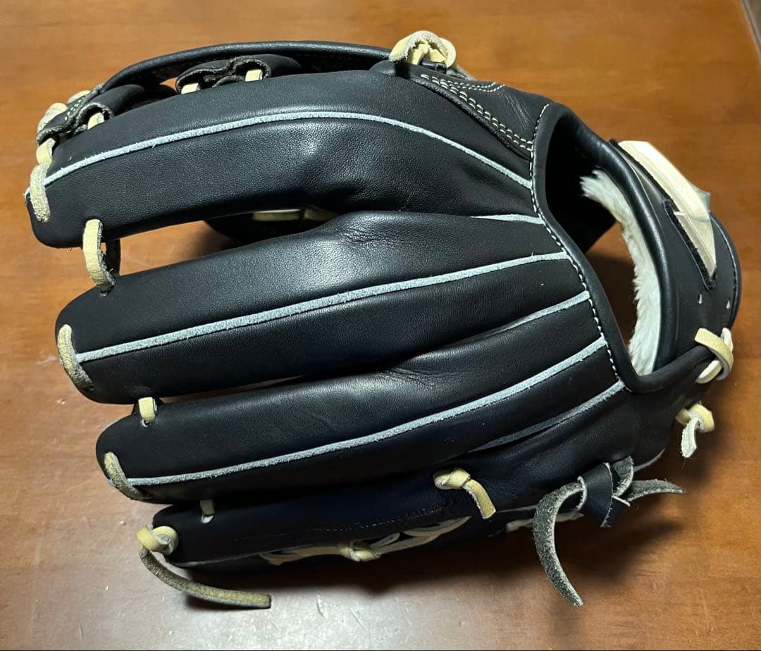 ミズノ　グローバルエリート　ブラック　軟式　内野手用