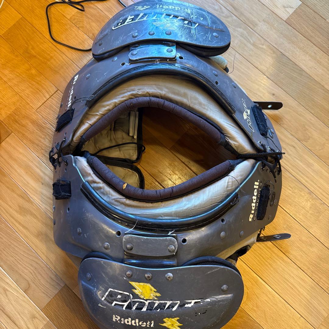 【セット】Riddell ショルダーパッド ヘルメット Mサイズ アメフト