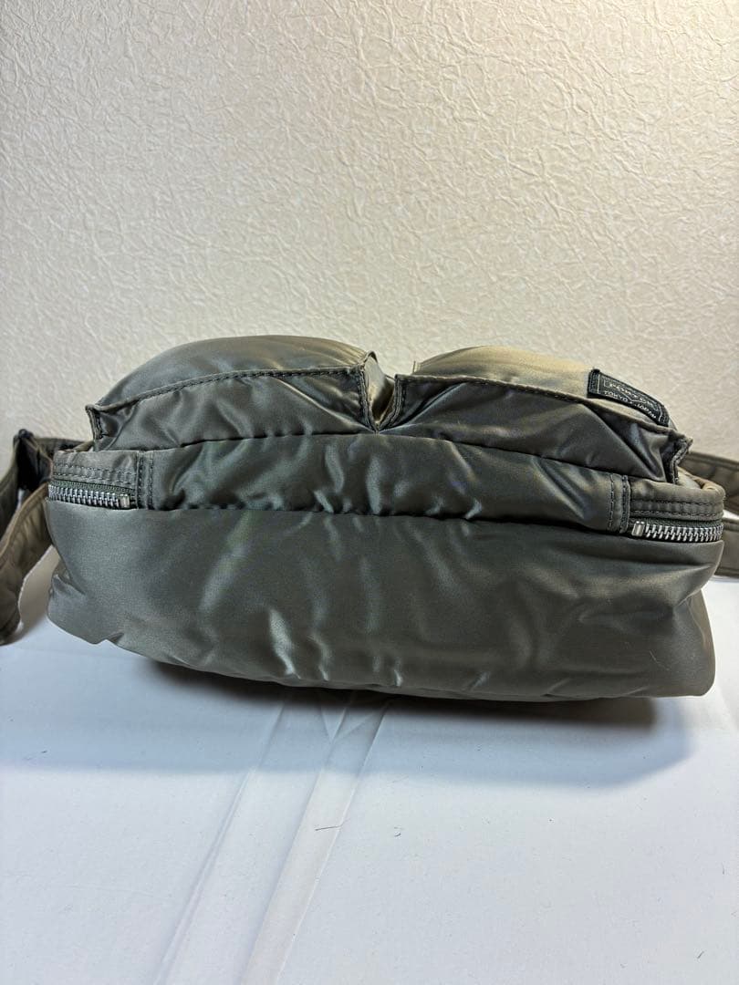 [未使用級] PORTER　タンカー　２層　ショルダーバッグ　M　シルバーグレー