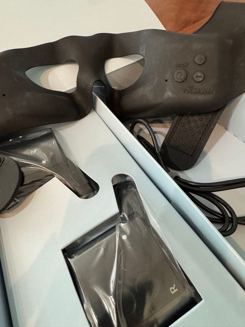 YA-MAN メディリフトアイ　EPE-10