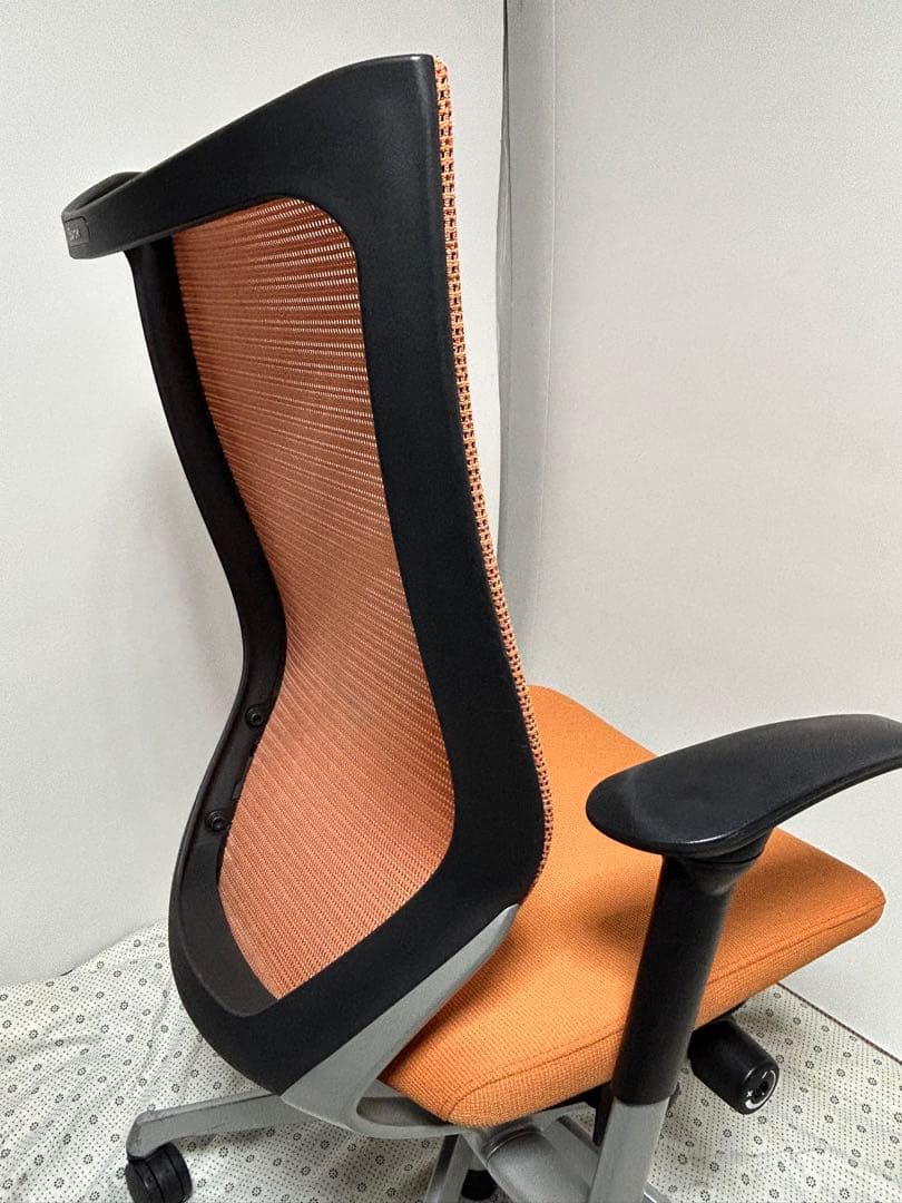 オカムラ　バロン　ハイバック　オレンジ② 6.10.14