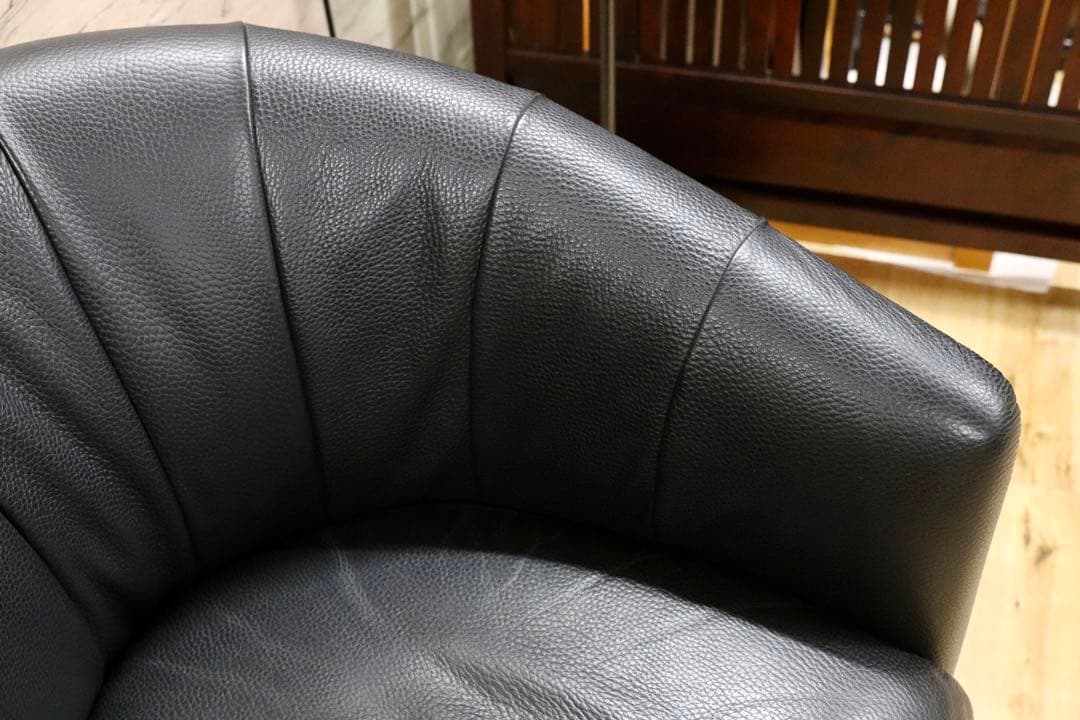 GMHH71○NATUZZI EDITIONS / ナツッジ エディションズ 1