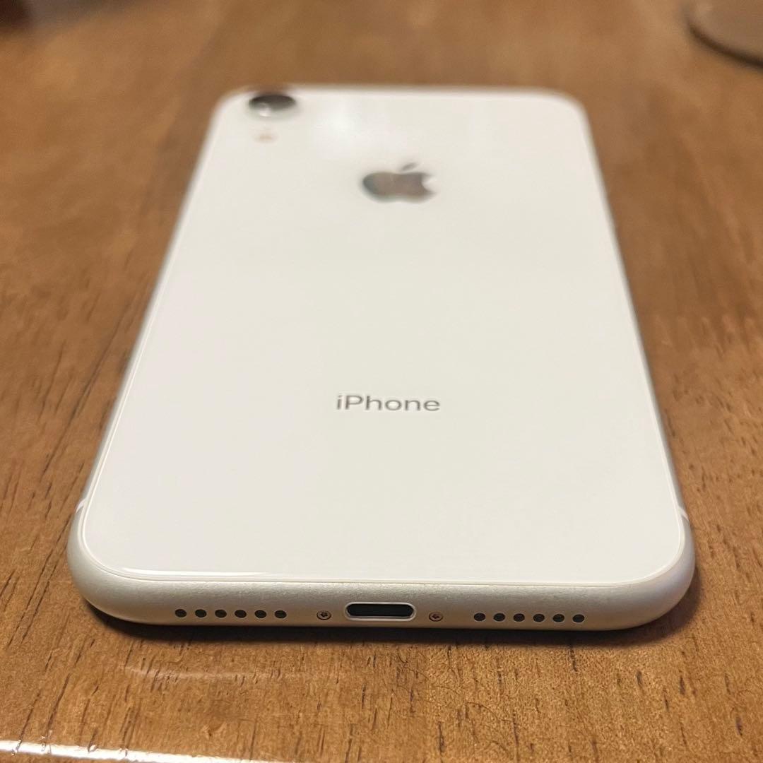K*o様 Apple iPhone XR ホワイト