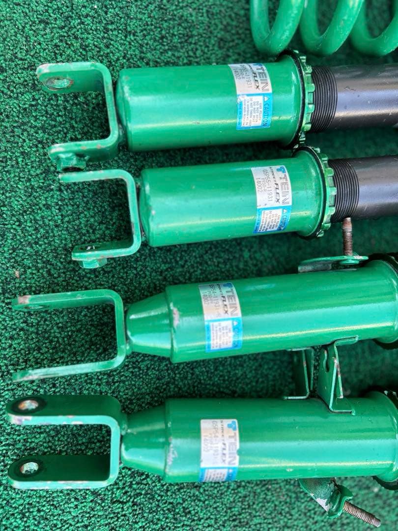 TEIN STREET FLEX サスペンションキット　50フーガz 33等