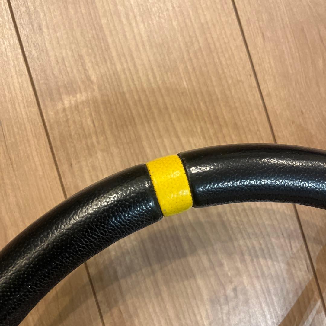 MOMO ステアリング MOD.08 ブラックレザー