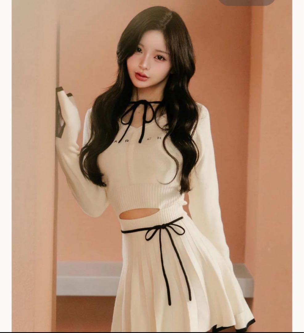 ダーリッチ　ウエストオープンリボンデザインニットミニワンピース　IVO free