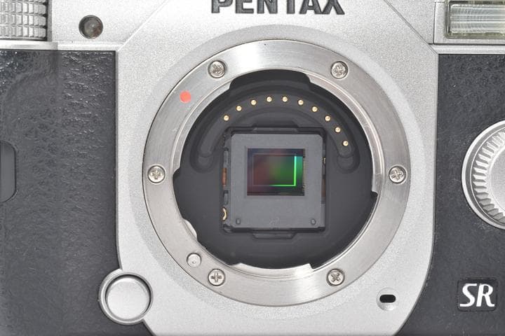 【美品】ペンタックス PENTAX Q10 シルバー レンズキット