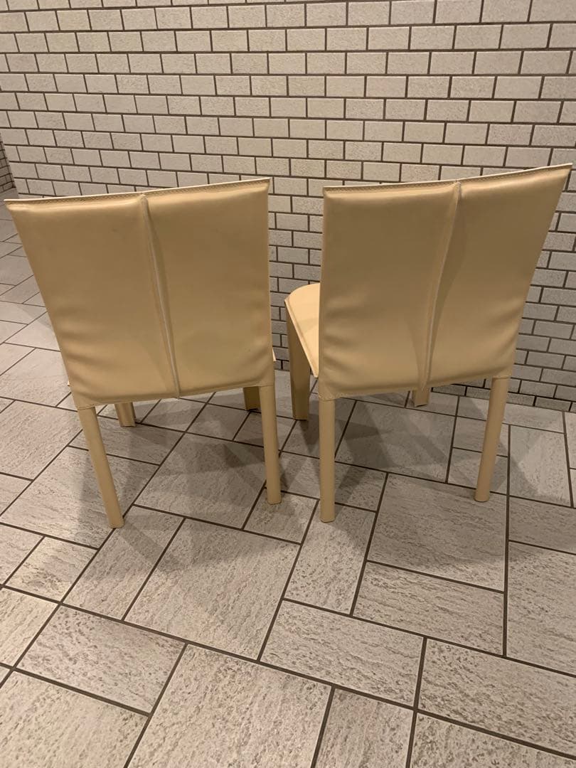 MADEイタリア製／Arper総本革アルペール2脚セット