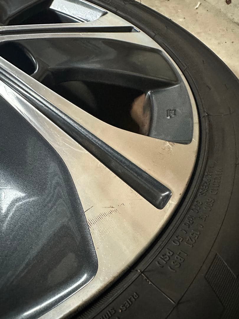 日産 17インチ ホイールセット タイヤ付き　１２日までの特価