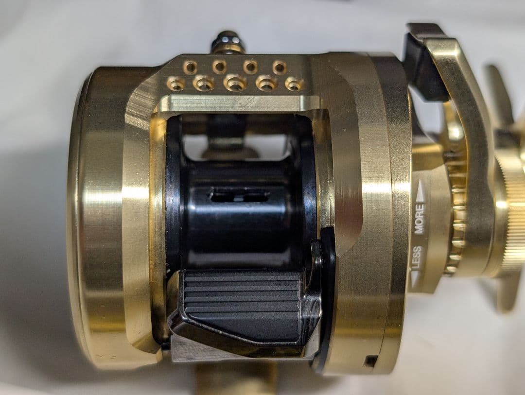 ハンドル無し　シマノ 管798GP　23オシアコンクエスト200PG 右ハンドル