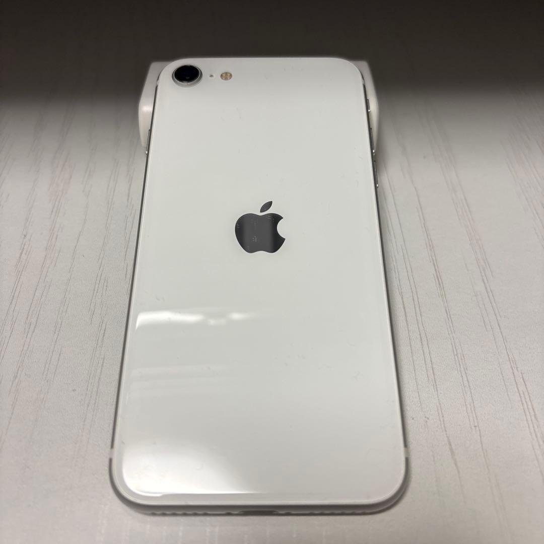 Apple iPhone SE第二世代 ケース2個おまけ付き