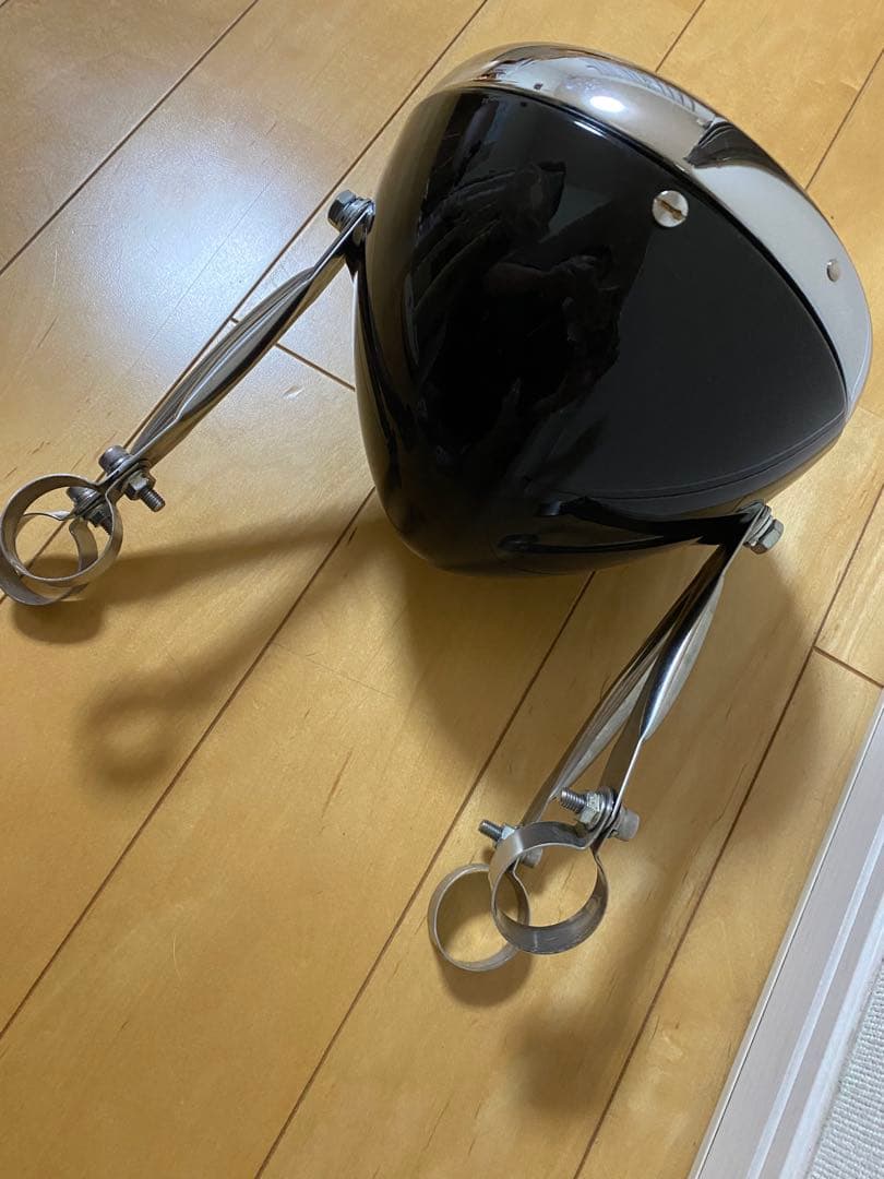 グッズ　7インチ　ルーカスタイプヘッドライトケース　ステイセット　SR400