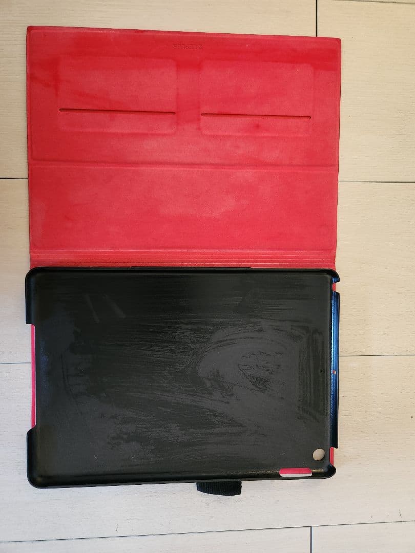 【美品】iPad 第7世代 32GB スペースグレイ カバー付