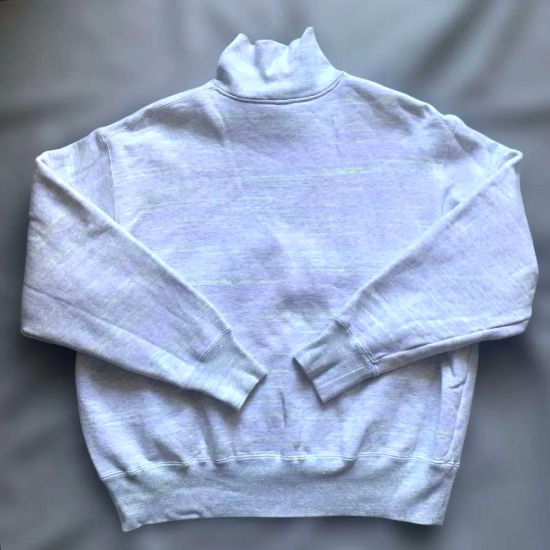 トップス mocT NEON SCRIPT HIGH-NECK SWEAT PO