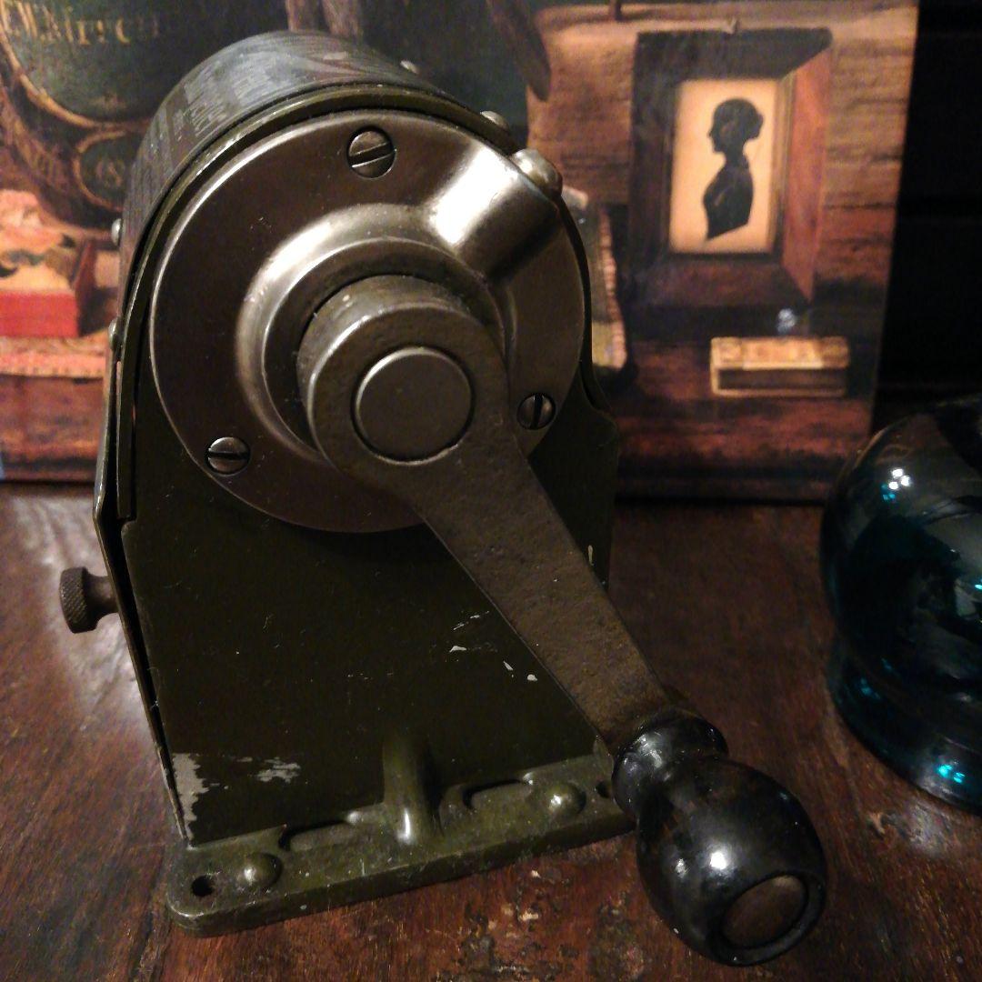 米国シカゴ アンティークWizerdウィザード鉛筆削り☆ステーショナリー文房具