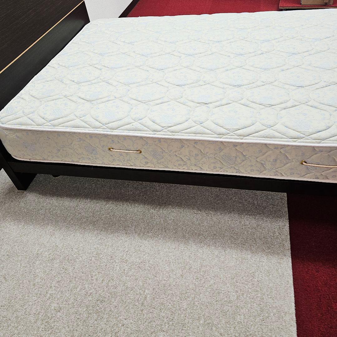 茶色のセミダブルベッド bed 東京23区全域送料無料