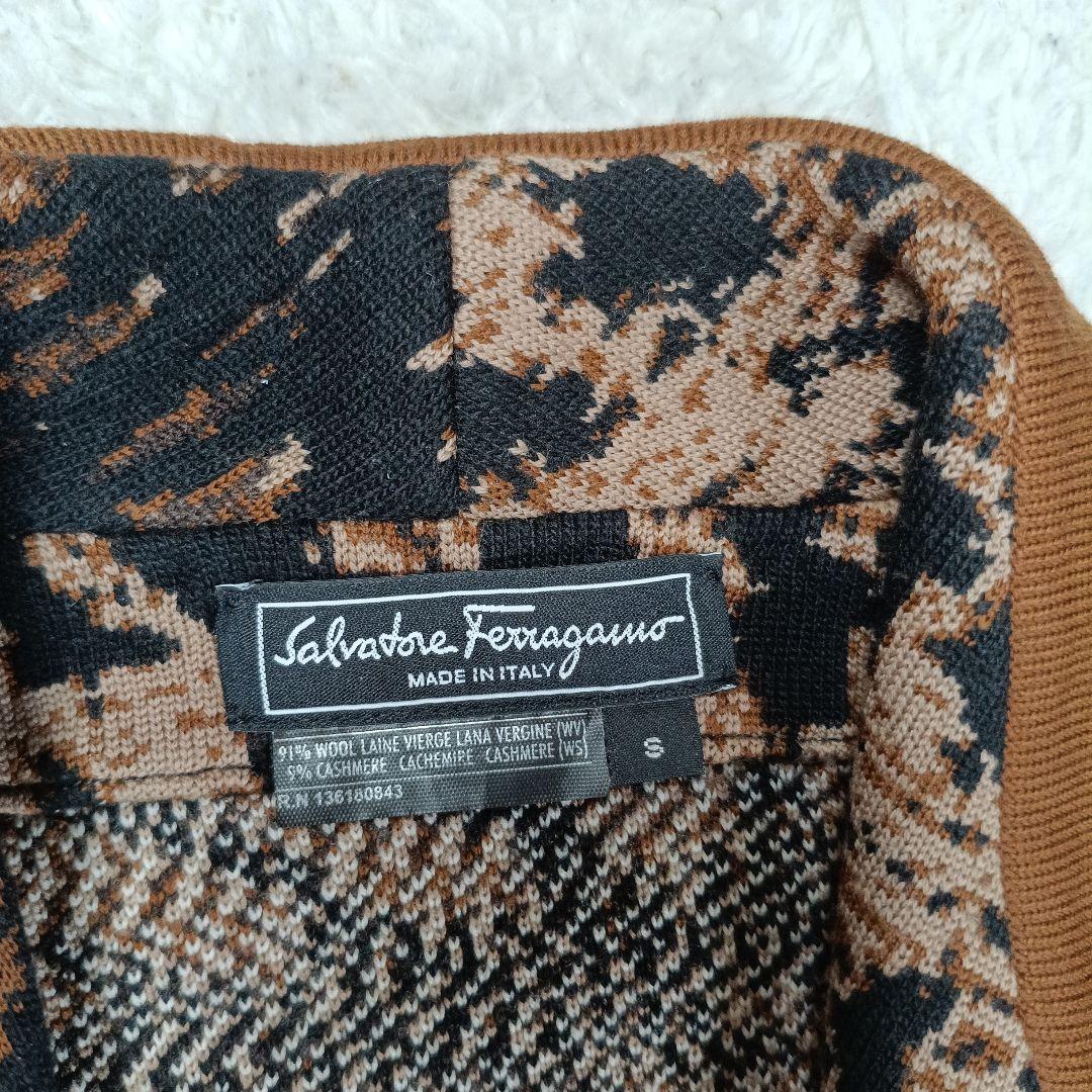 サルヴァトーレ・フェラガモ　ウールカシミヤ ニットコート　ロング丈　総柄