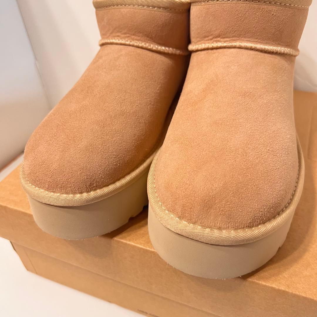 UGG【アグ】クラシック ウルトラミニプラットフォーム 3㎝ サンド 25㎝