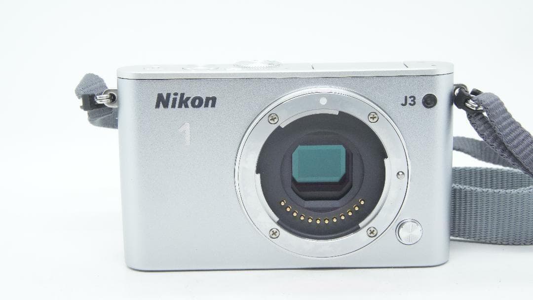 【Y3055】 Nikon 1 J3 シルバー 箱あり ニコン
