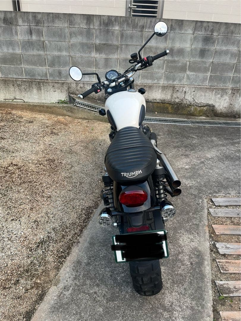 トライアンフ　LEDウインカー　ボンネビル　ストリートスクランブラー