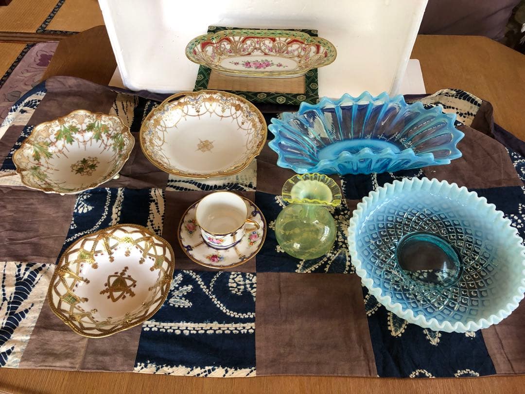 セール‼️値下げ中断捨離逸品‼️オールドノリタケ ゴージャス　金彩薔薇装飾ボウル