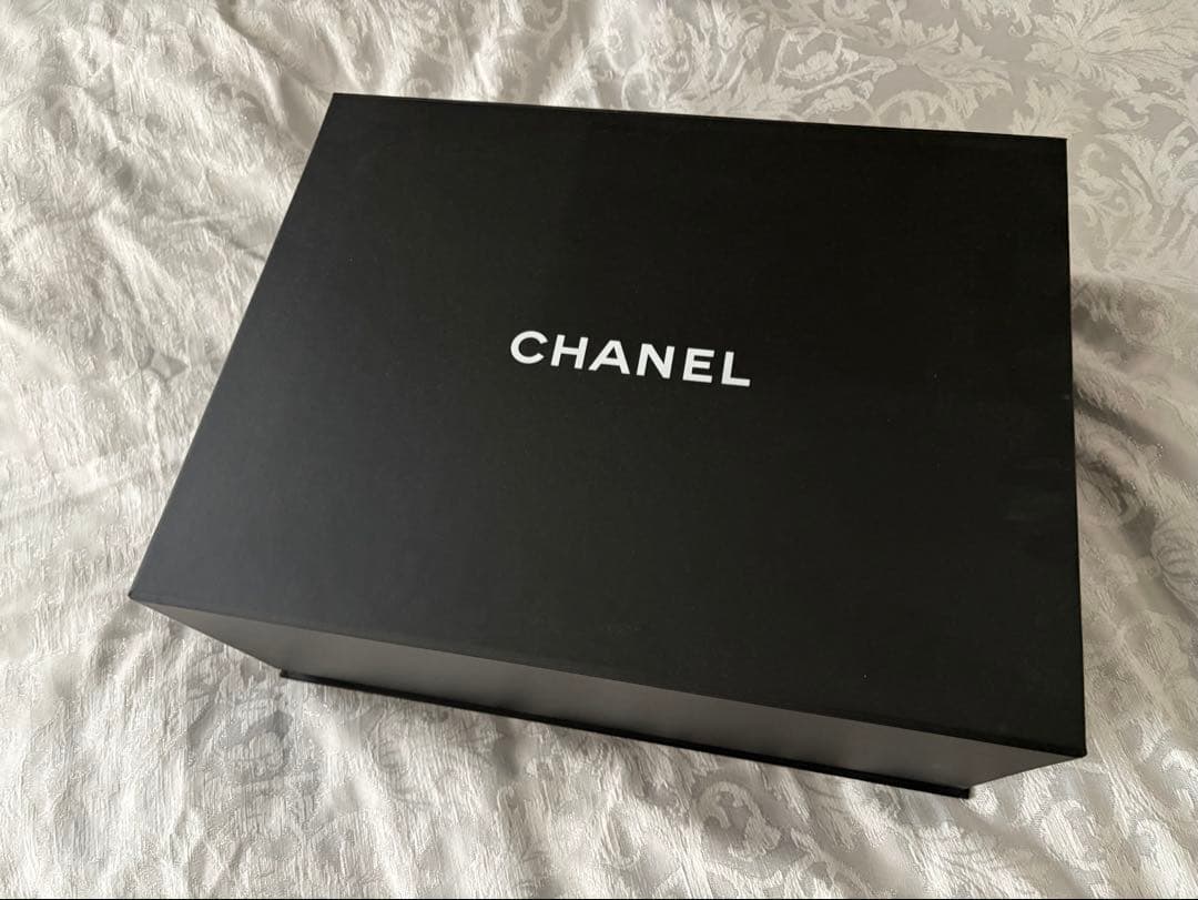 CHANEL 　美品⭐︎ドゥーヴィル　ショッピングバッグ　グレーツイード