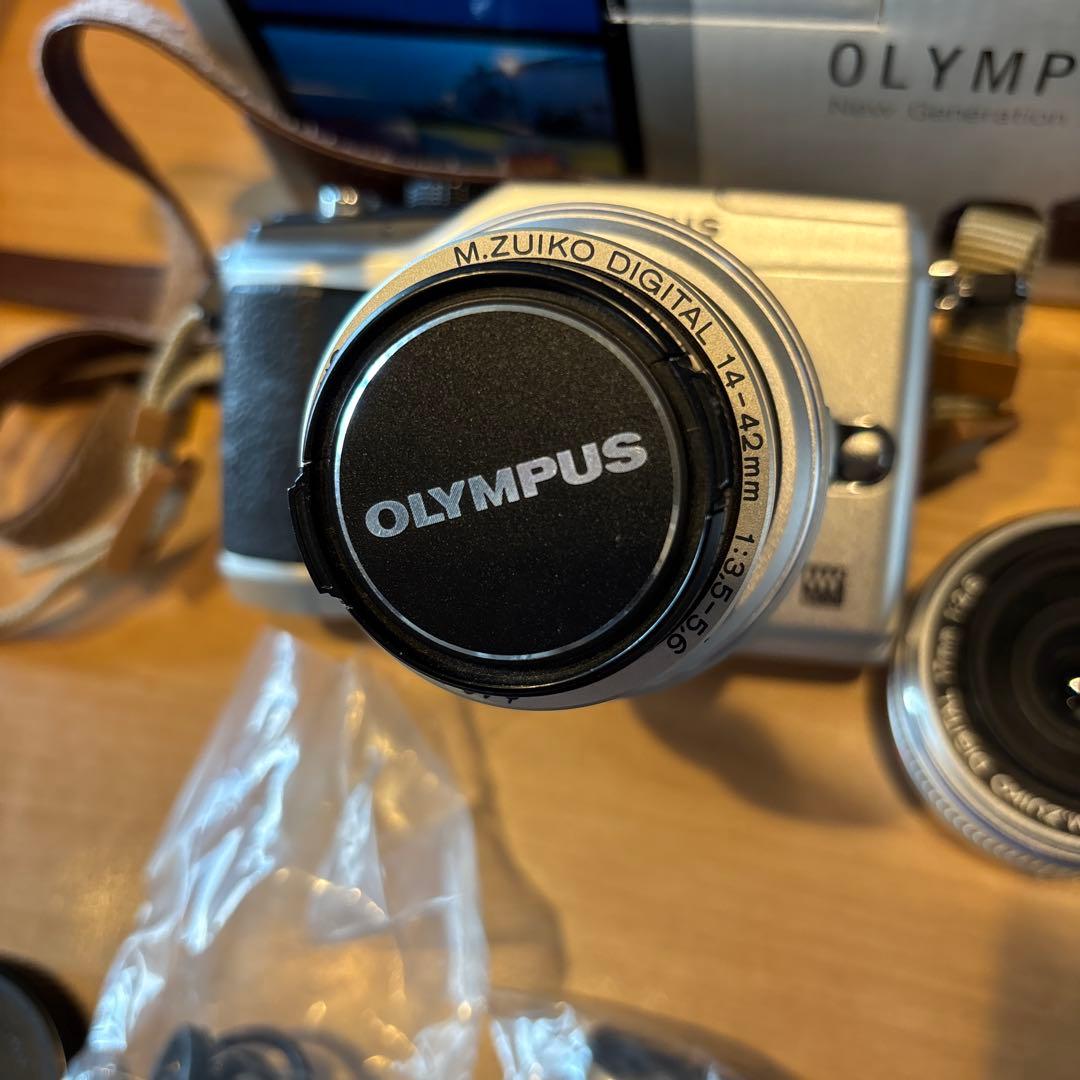 Olympus PEN E-PL2本体、標準14-42mm＋17mmパンケーキ