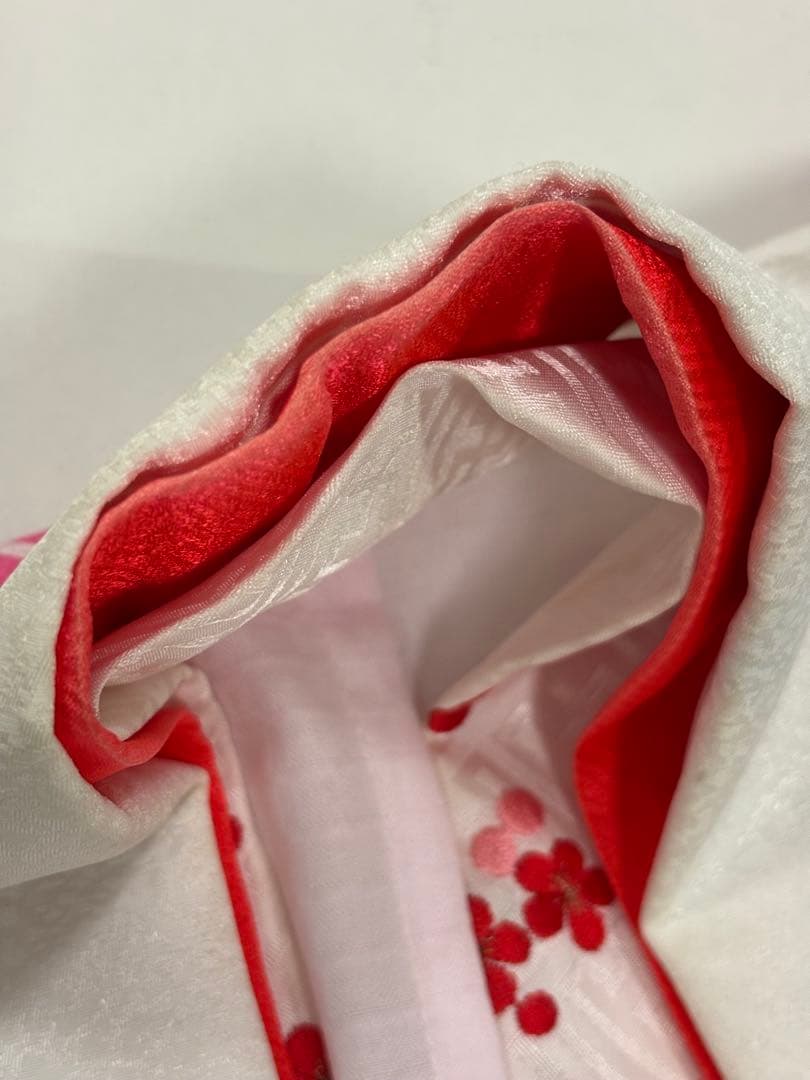 七五三　女の子着物　白と水色　クレージュ　ピンク　梅　ダリア　日本製