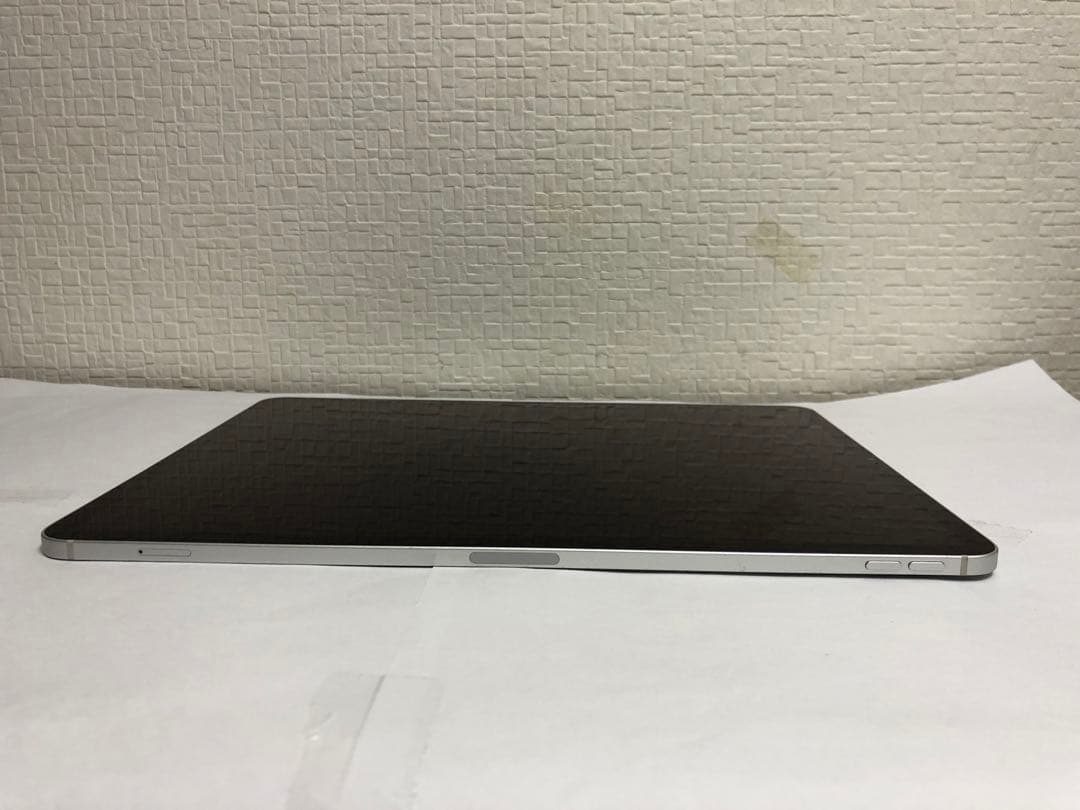 iPad Pro 12.9インチ (第3世代) 256GB SIMフリー N50