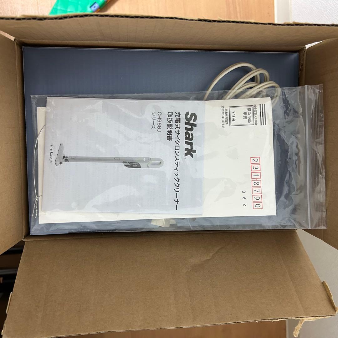 シャーク CH966JBJ ブルー 充電式サイクロンスティッククリーナー