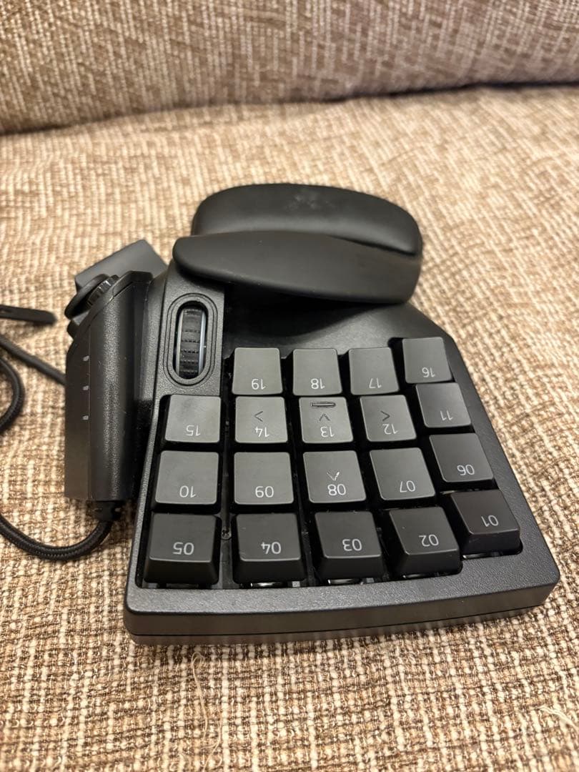 Razer TARTARUS PRO 左手デバイス ゲーミングキーパッド