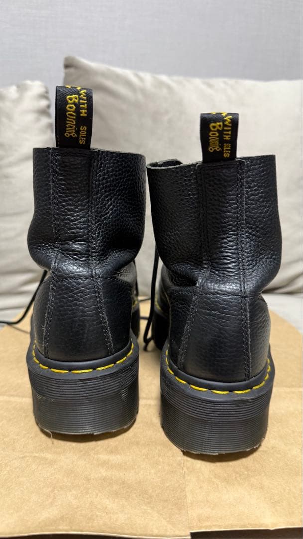 ドクターマーチン　厚底チャックタイプ