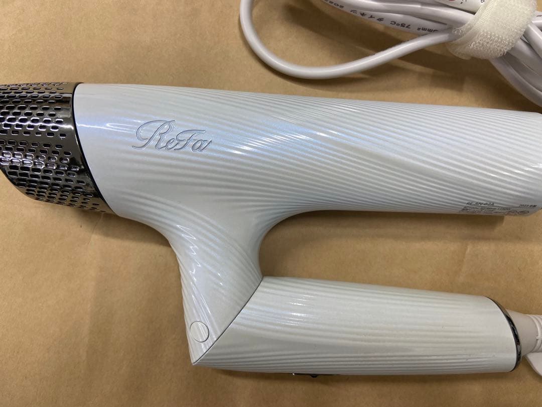 2023年製リファ ビューテックドライヤー スマートRE-AN-02A(訳あり)