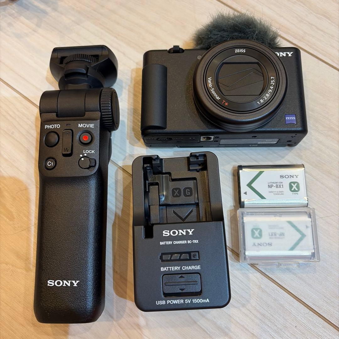 ほぼ未使用！Sony ZV-1 セット　VLOG スタート　ブラックボディ