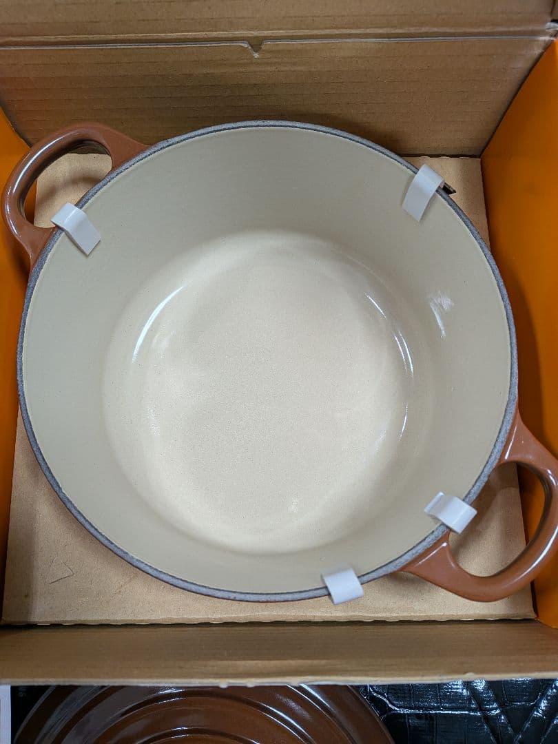 【新品未使用】LE CREUSET ル・クルーゼ ブラウン 鍋 18cm
