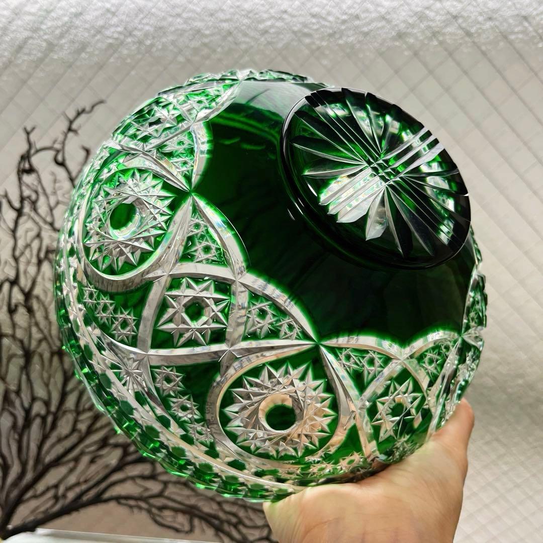 骨董　時代ガラス　緑色被せ　丸紋星切子　カットガラス　ガラス鉢　菓子器