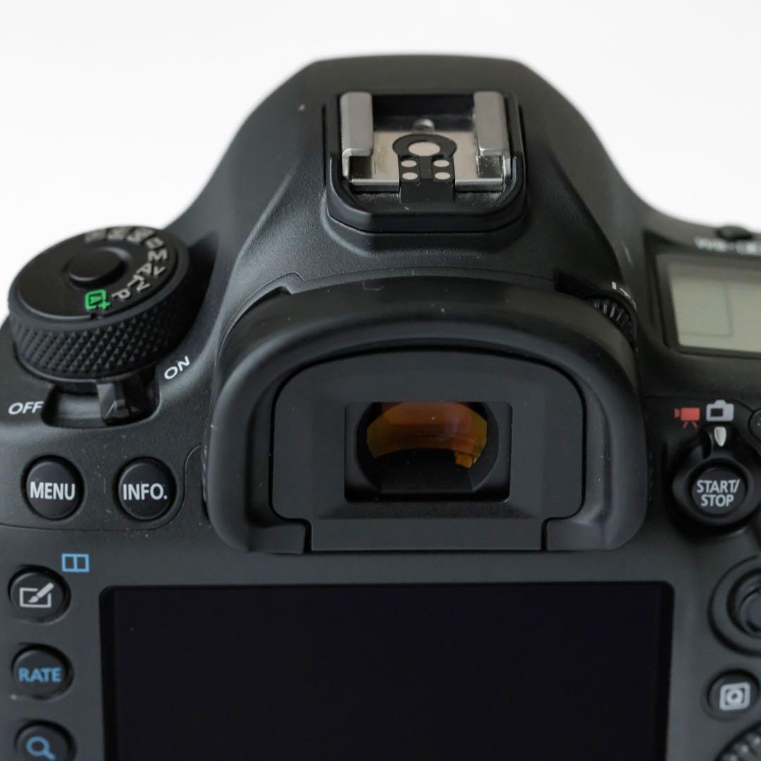 再値下げ！【美品】 キャノン EOS 5D sR ボディ(ショット数17602)