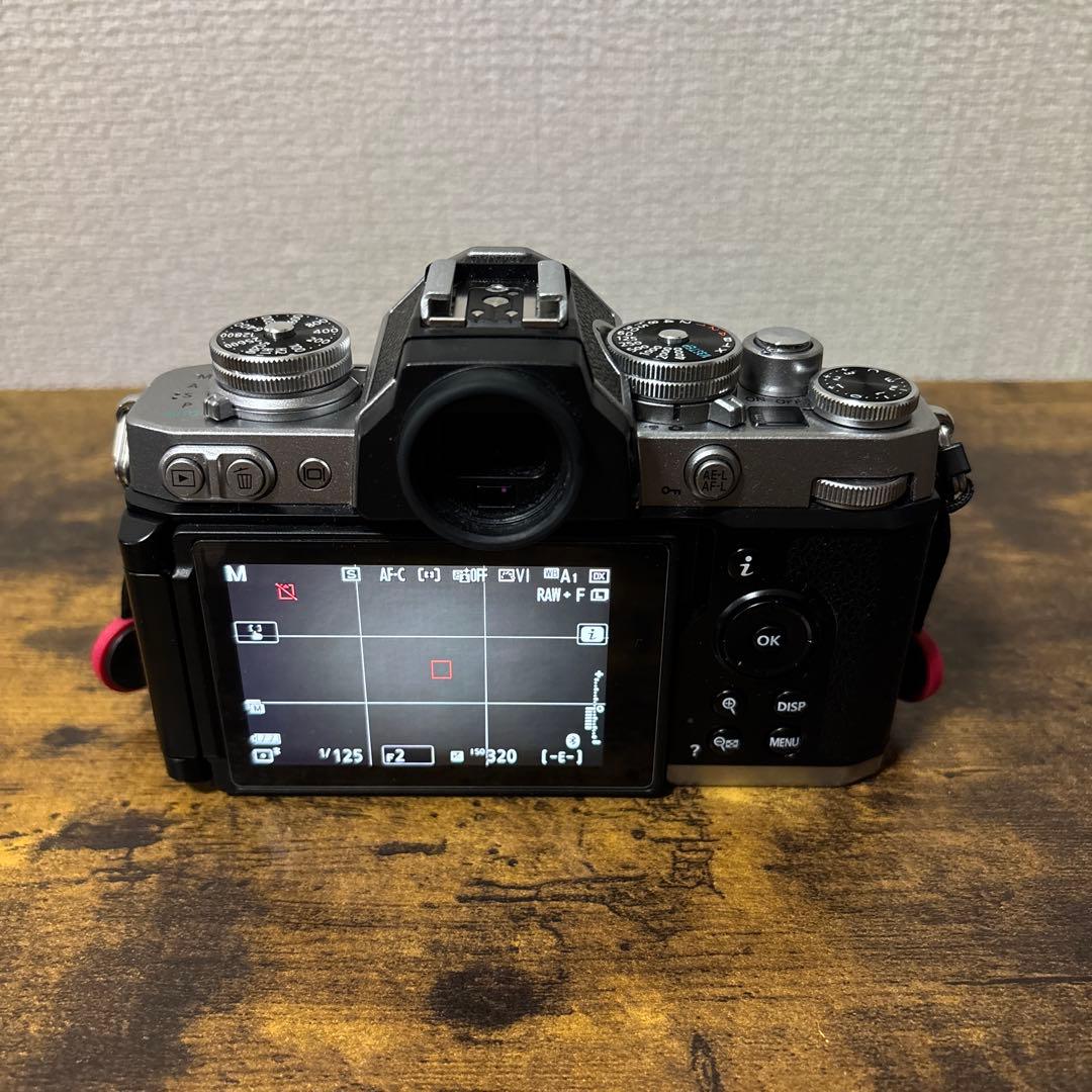 【値下げ可・セット】Nikon Zfc + DX 24mm f1.7