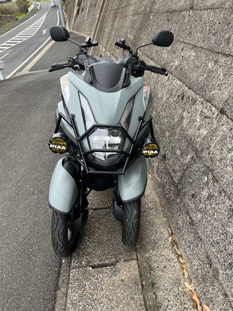 トリシティー155 バンパー　フォグランプ付き　 佐世保