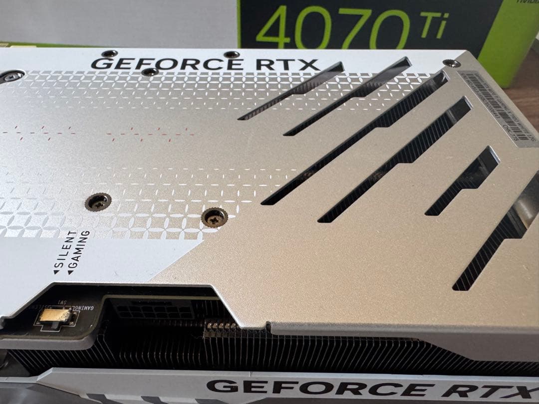 グラフィックボード・グラボ・ビデオカード GEFORCE RTX 4070Ti MSI GAMING X TRIO